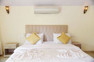 Morjim Bay Beach Resort, Goa 2